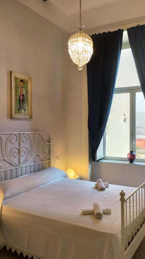 B&B Palazzo Carafa Di Montorio 那不勒斯 外观 照片